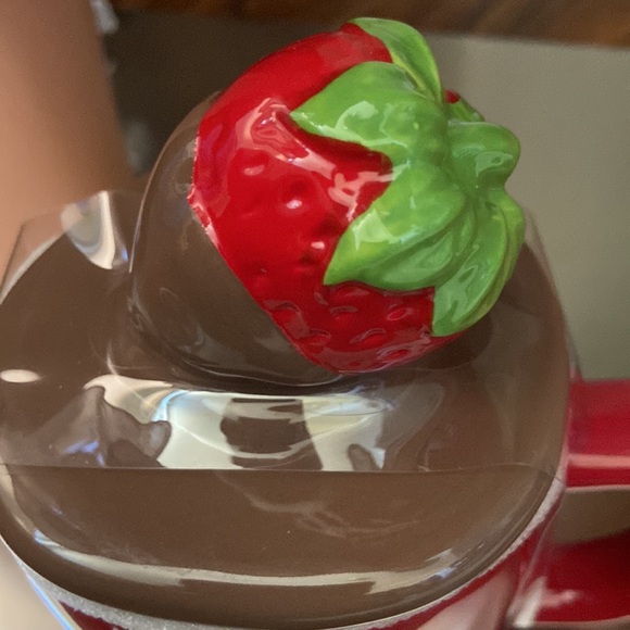 Rae Dunn love you berry much mug with topper - Picture 2 of 4